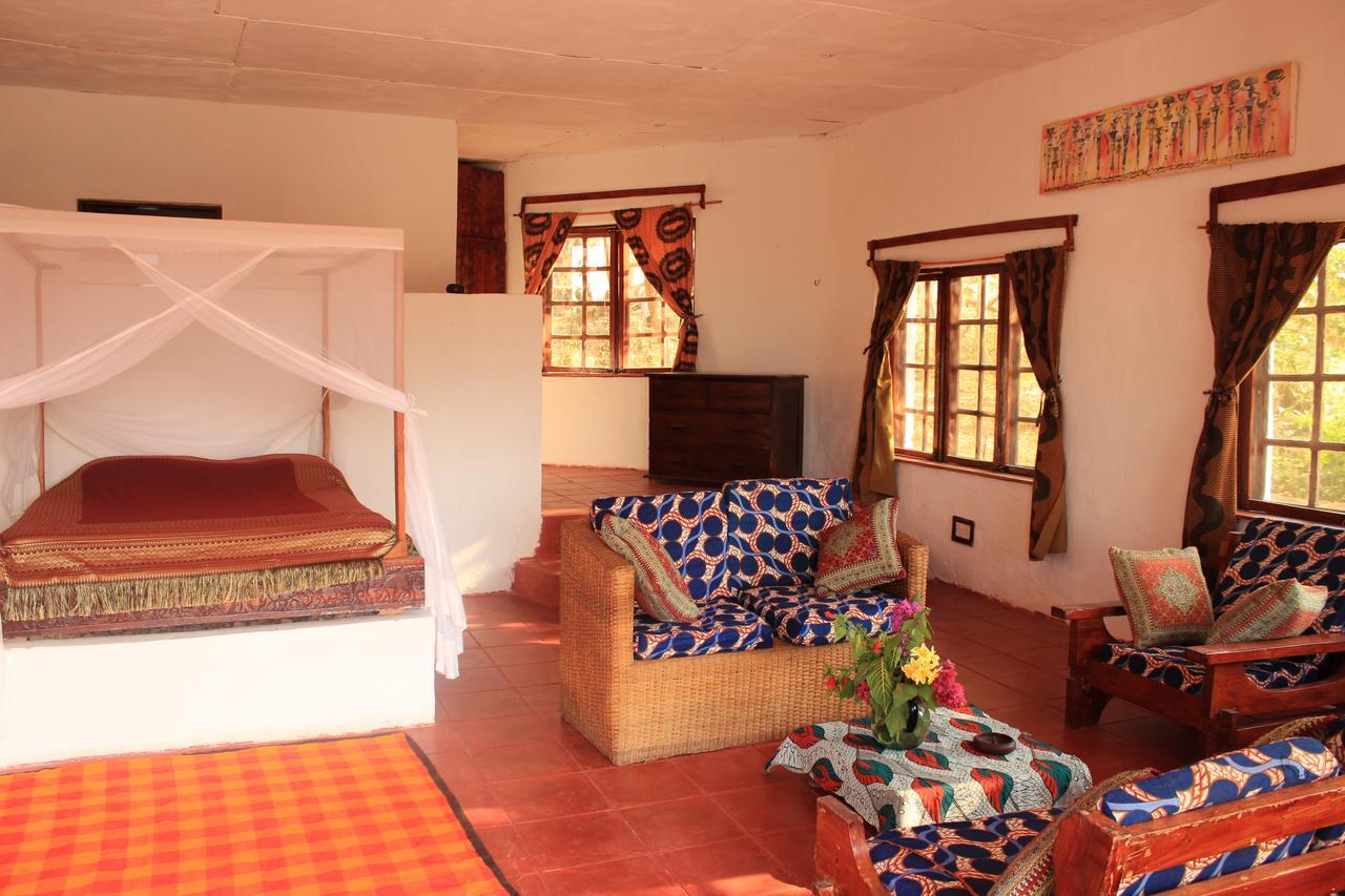 Njaya Lodge Nkhata Bay Экстерьер фото