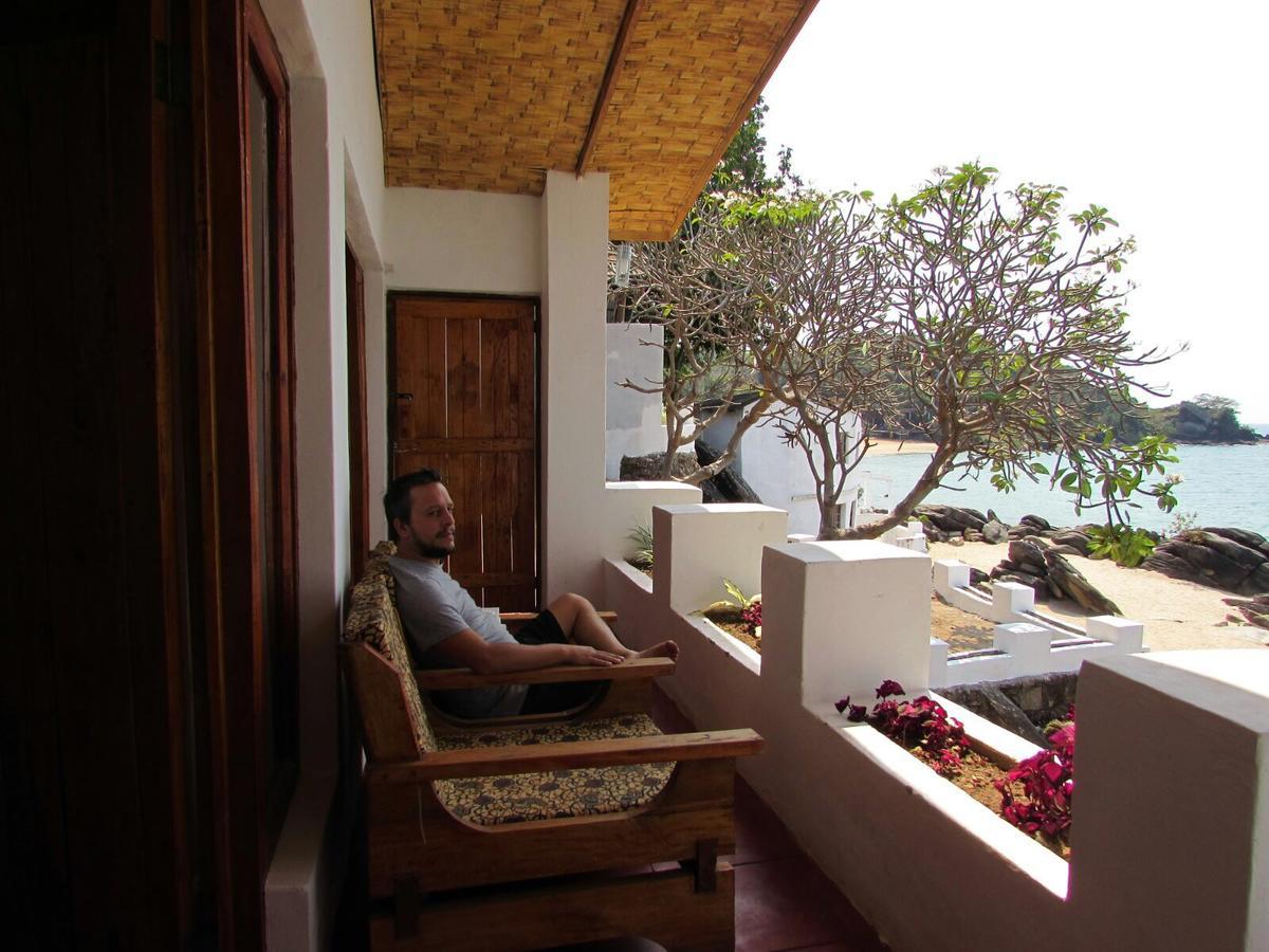 Njaya Lodge Nkhata Bay Экстерьер фото