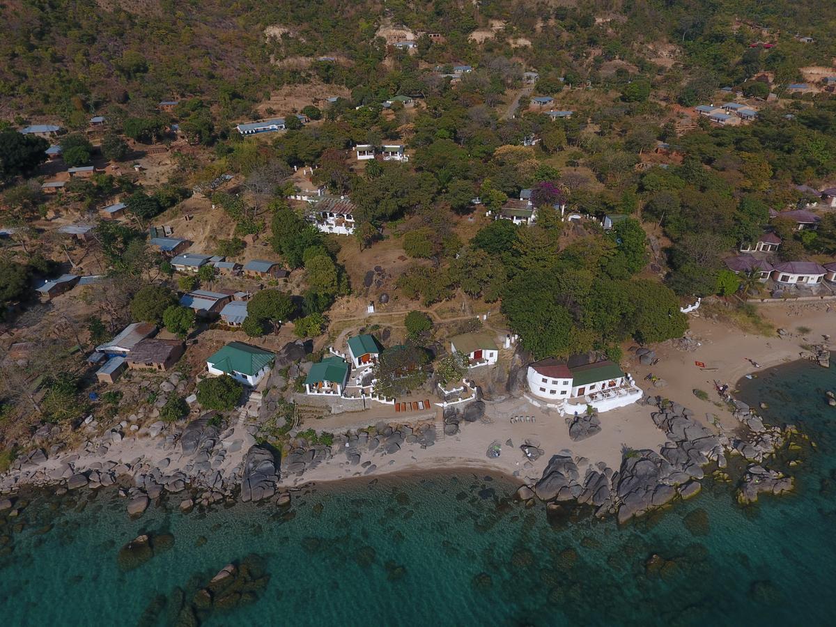 Njaya Lodge Nkhata Bay Экстерьер фото