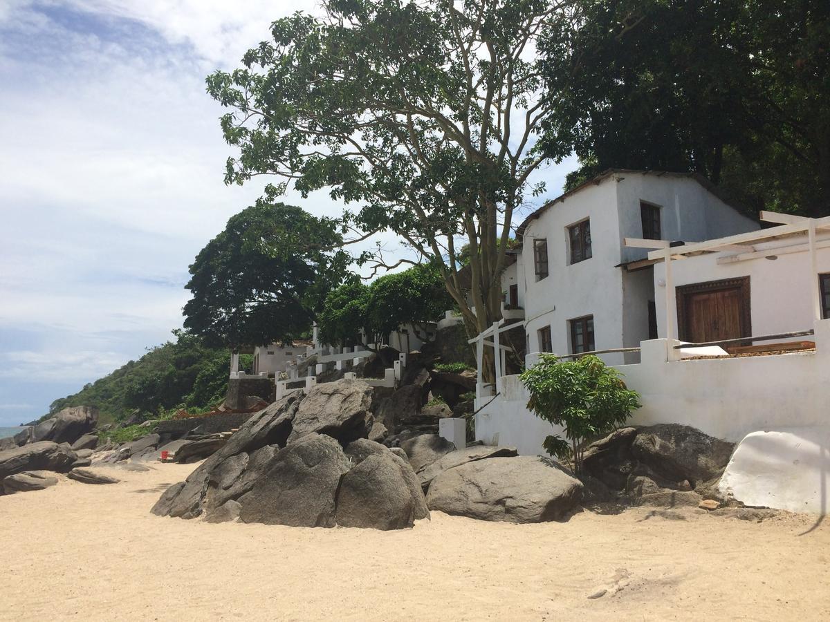 Njaya Lodge Nkhata Bay Экстерьер фото