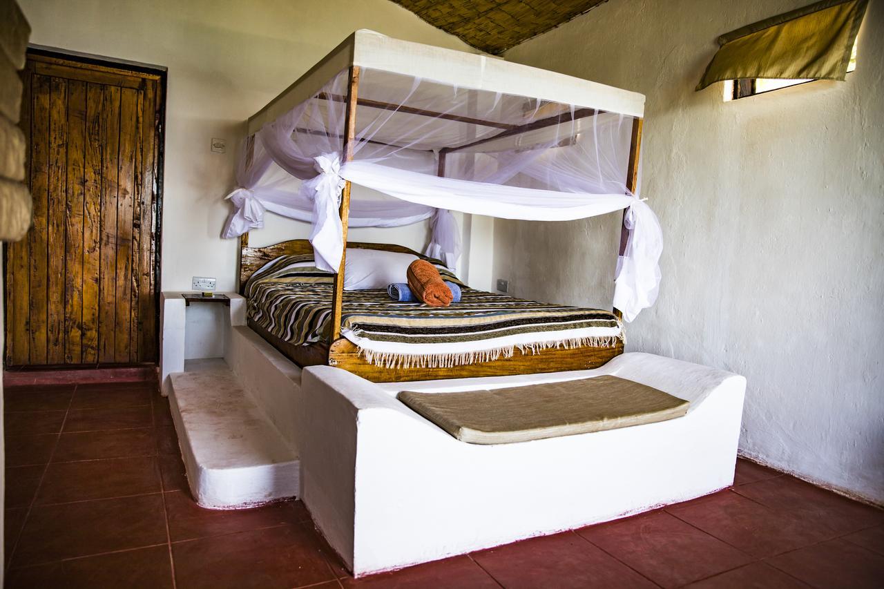 Njaya Lodge Nkhata Bay Экстерьер фото