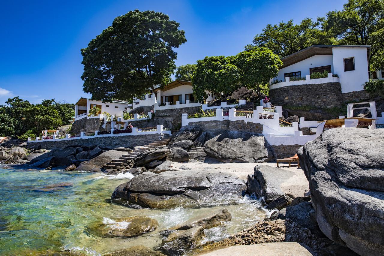 Njaya Lodge Nkhata Bay Экстерьер фото